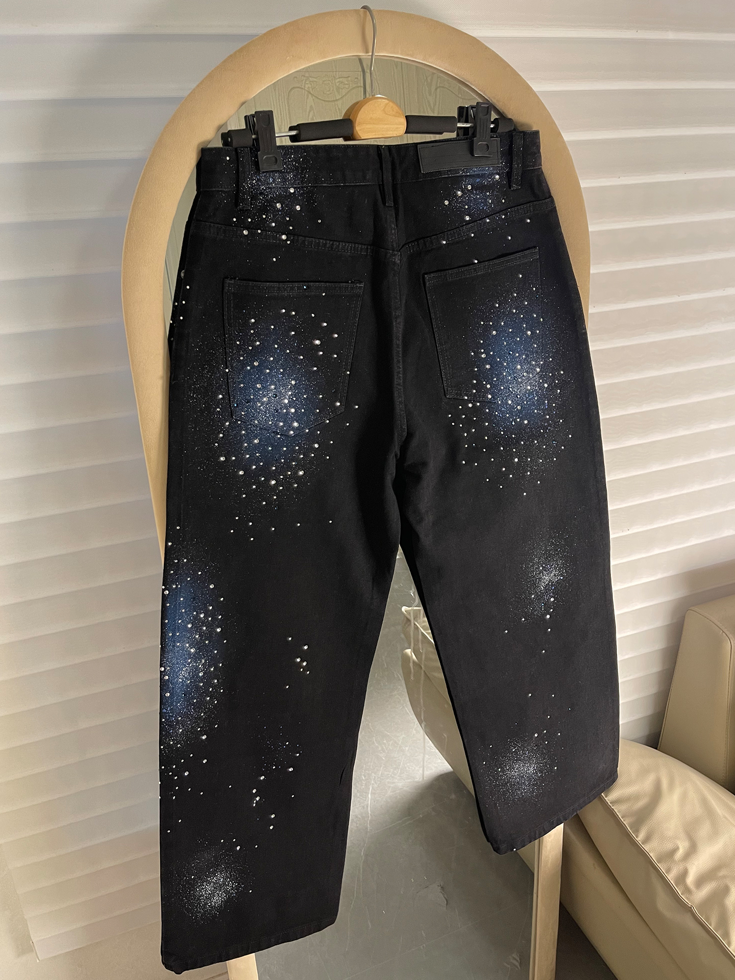 Parisian Style Glitter Denim J - Streetwear Brand Jeans บทวิจารณ์และราคา