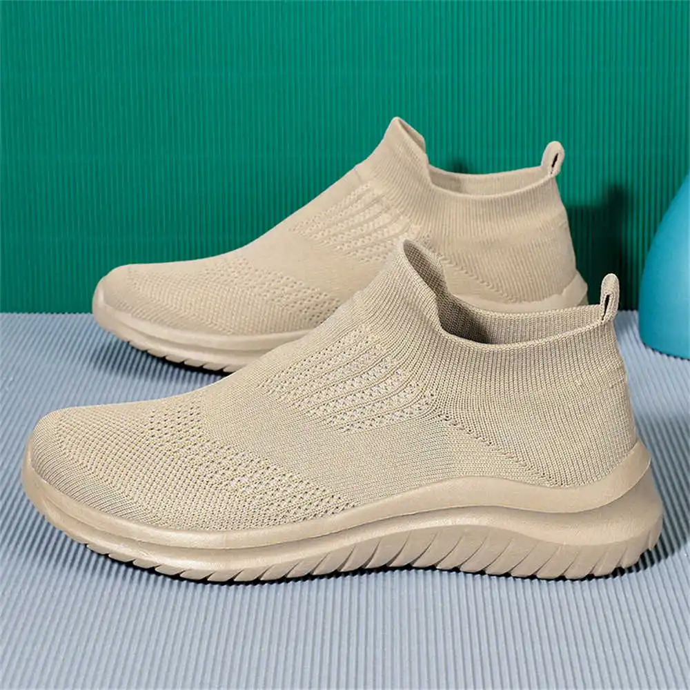 Beige Soft New Novelty Tennis  - Streetwear Brand Model บทวิจารณ์และราคา